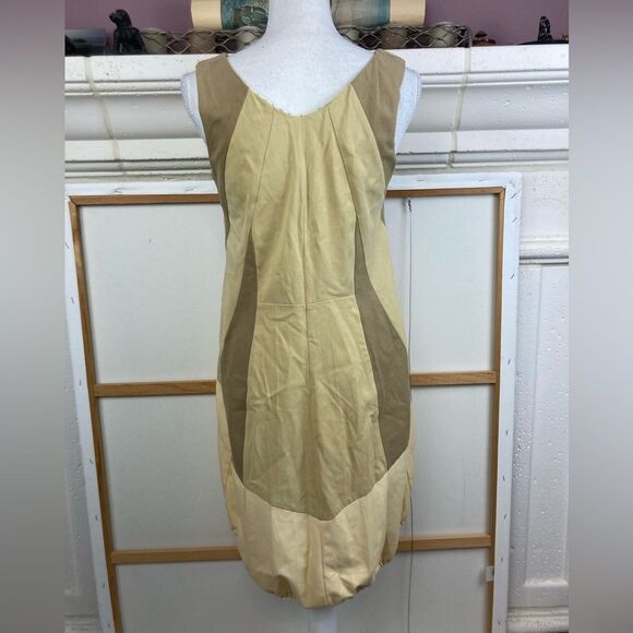 Handcut by preloved VTG Bubble Twill V-Neck Dress w/pockets elastic bottom - Picture 3 of 15